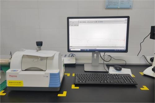 Fourier Infrared Spectrometer