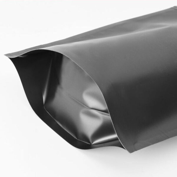 black kraft stand up pouches manufacturer