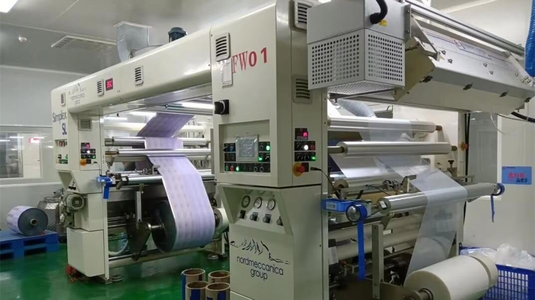 Automatic bag making machine